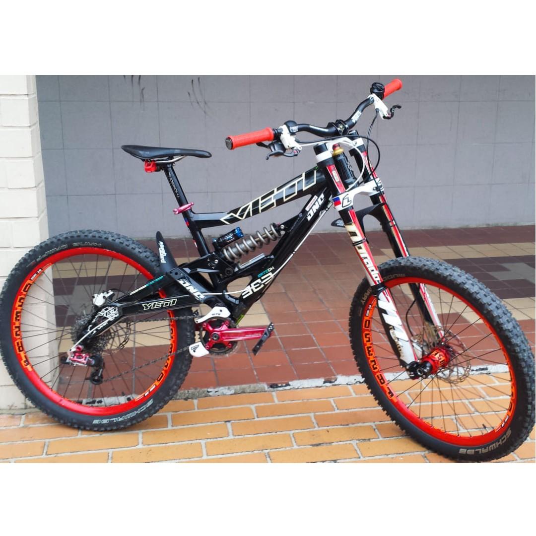 yeti dual suspension mountain bike