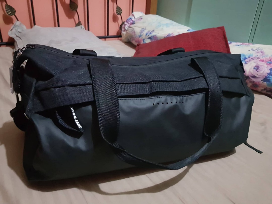 Nike radiate outlet training duffel bag