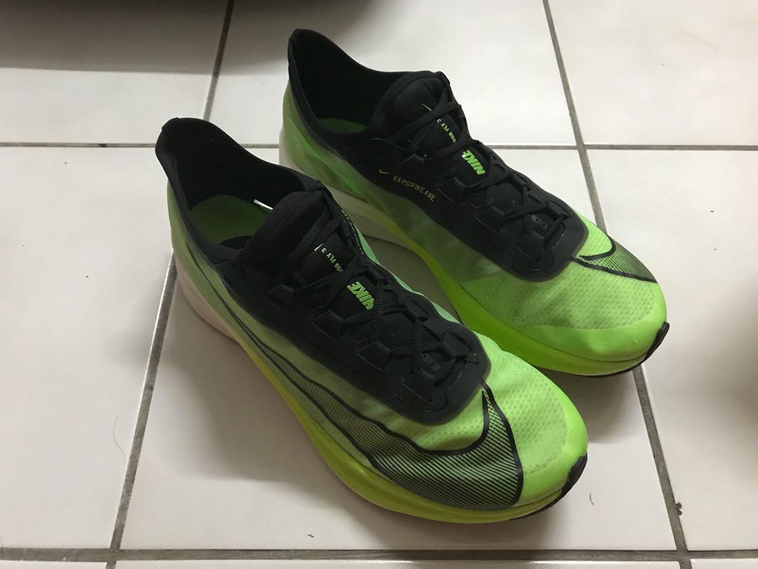 nike zoom fly 3 9.5