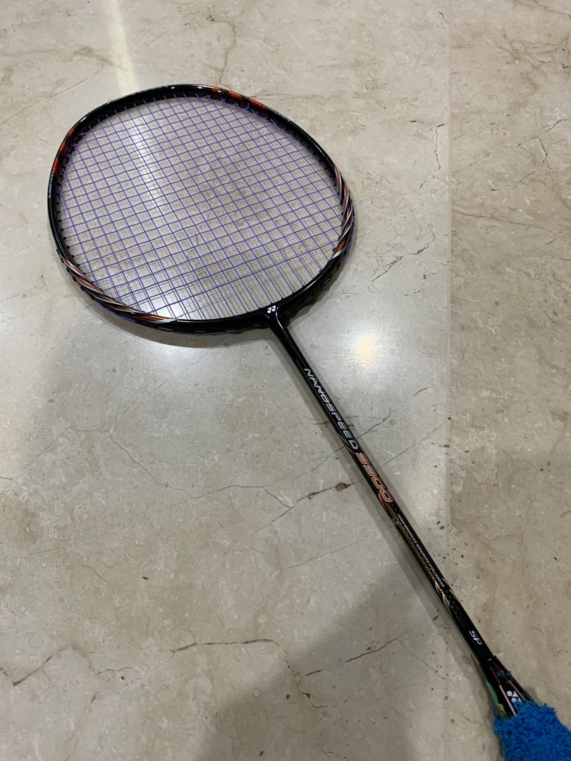 Raket Badminton Yonex Nanospeed 9900, Olah Raga, Perlengkapan