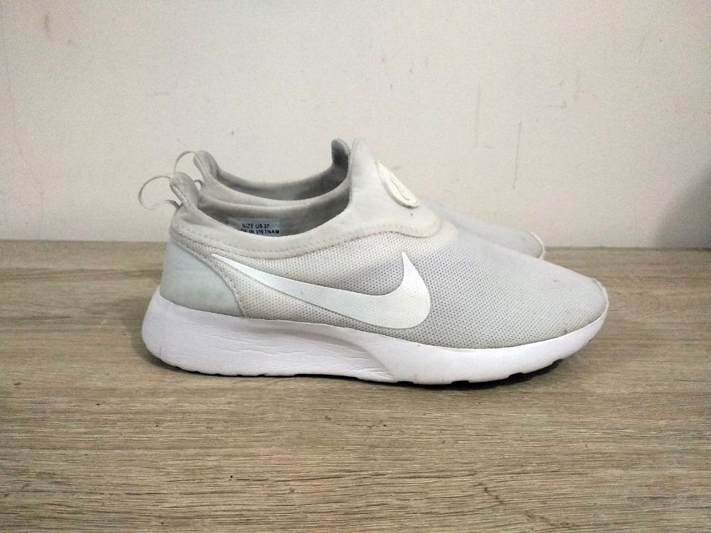 Sepatu Wanita Nike Roshe Run Import Murah Meriah Women S Fashion