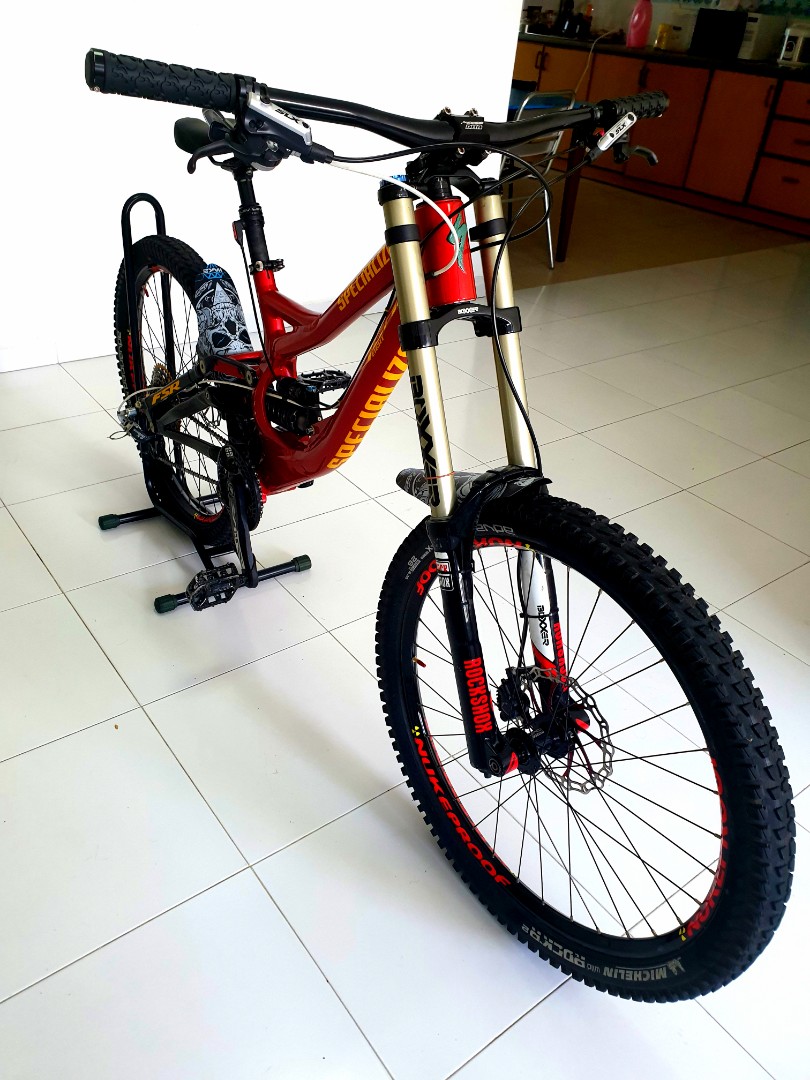 Specialized DEMO 8, Sports Equipment 