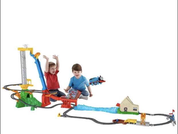 thomas the train jump track