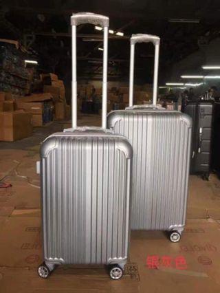 Large (silver polycarbonate luggage )