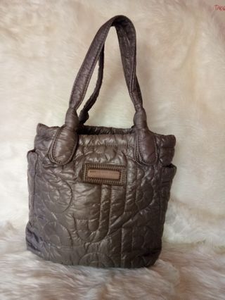 (Kategori: ) berada di . Dikirim oleh syawaauthcollections (ID iklan 255217848, Gambar 1). Deskripsi: .