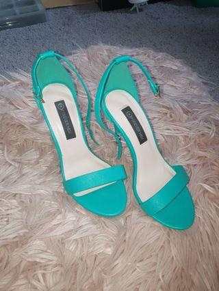 Forever new green heels