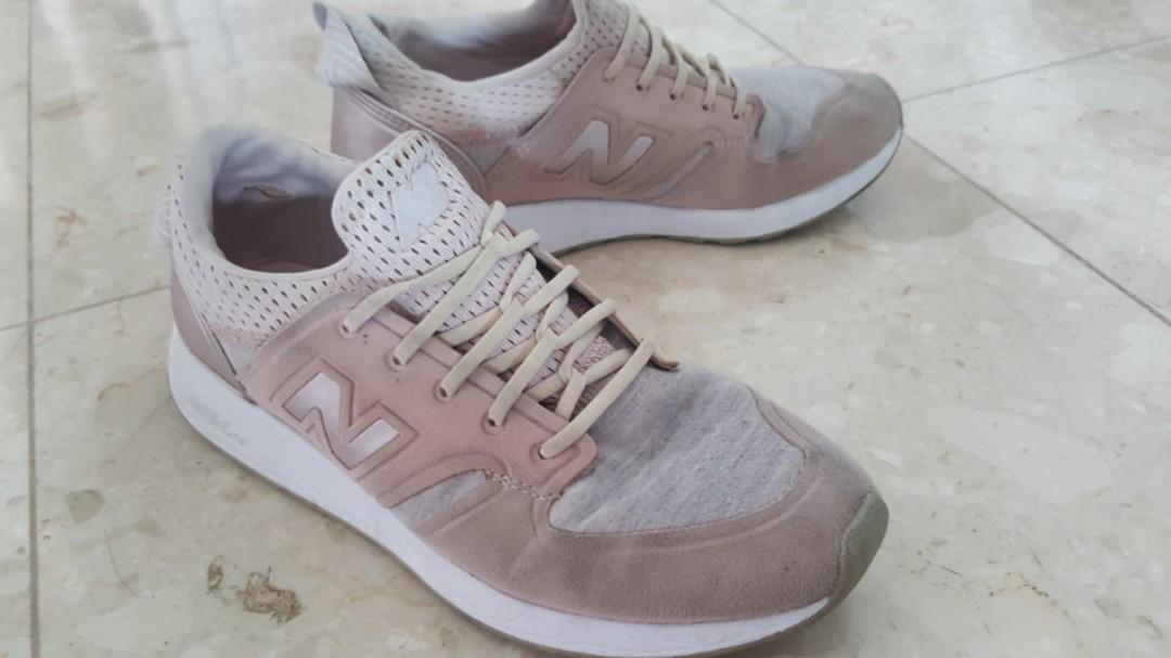 1/3 View Detail New Balance Women 420 Slip-On Lifestyle Shoes Women wrl420  faded pink, Women's Fashion, Footwear, Sneakers on Carousell