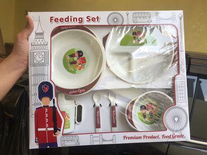 Feeding set