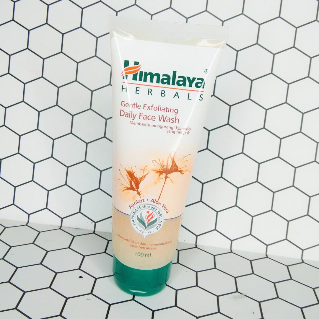 harga himalaya gentle exfoliating daily face wash