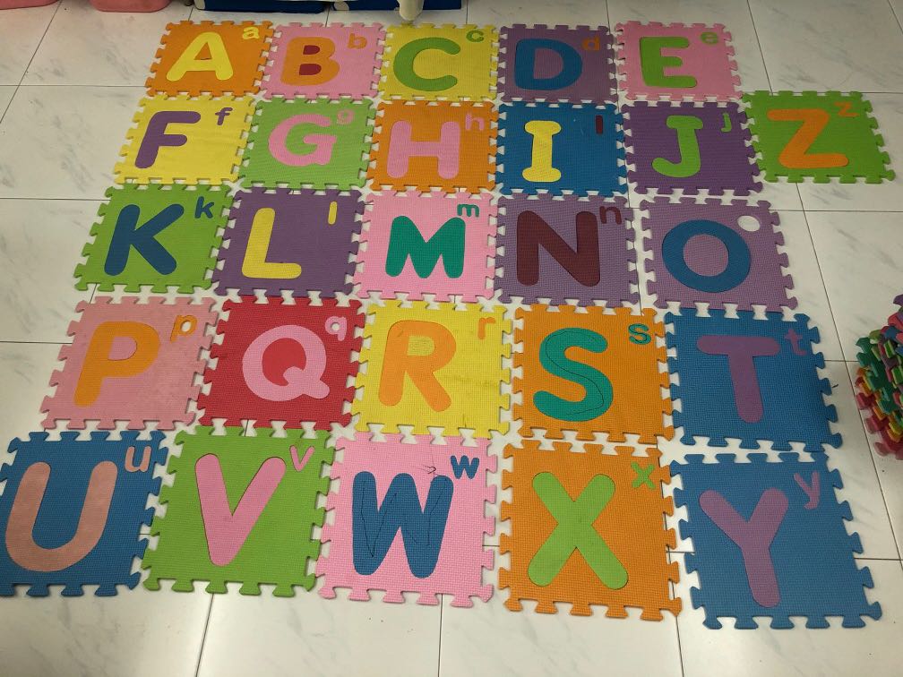 26 pieces Alphabet puzzle foam with small letters floor mat