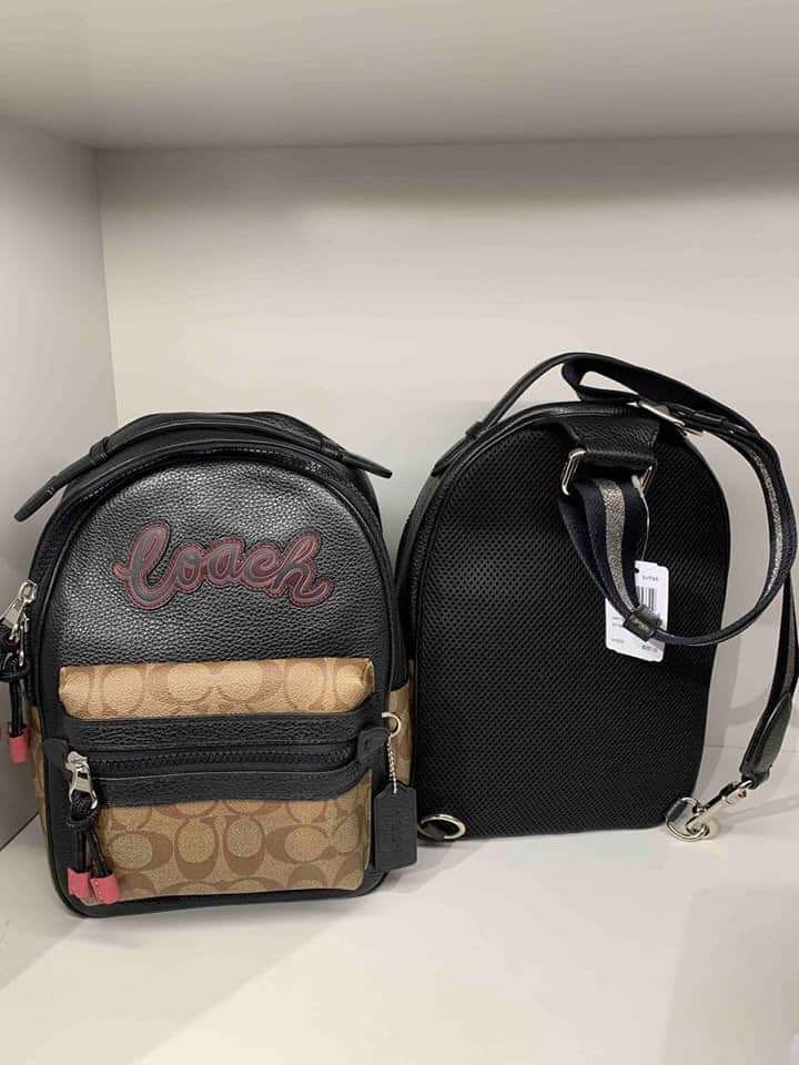 Coach vale slingpack top
