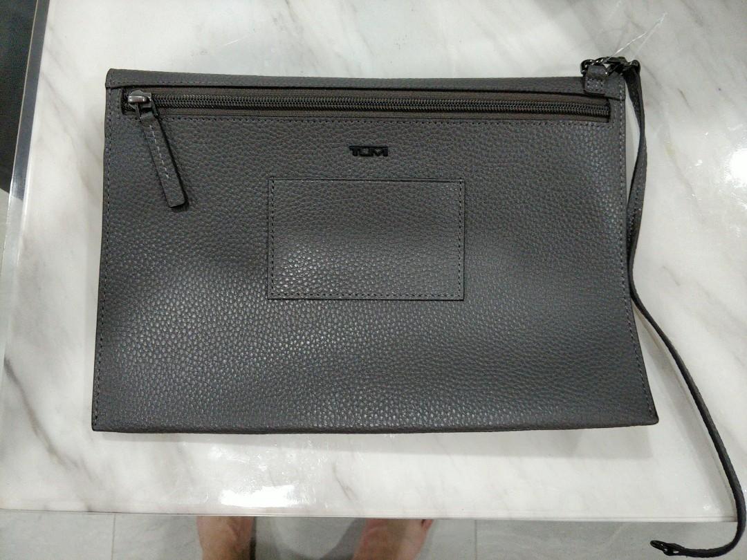 Tumi georgica deals satya satchel