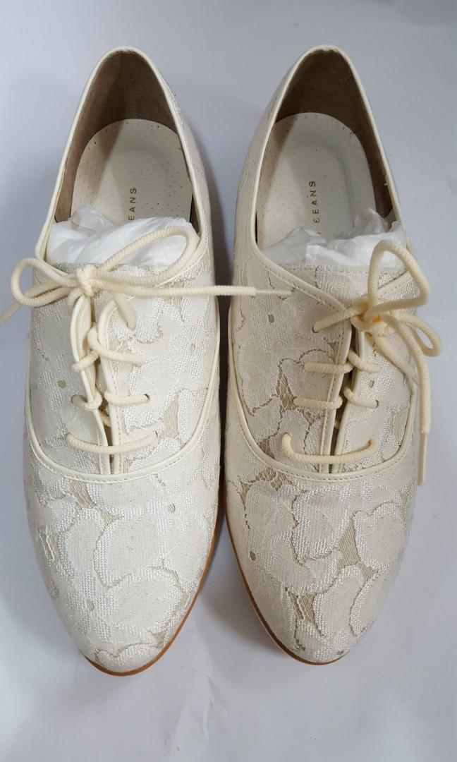 women's jelly bean shoes