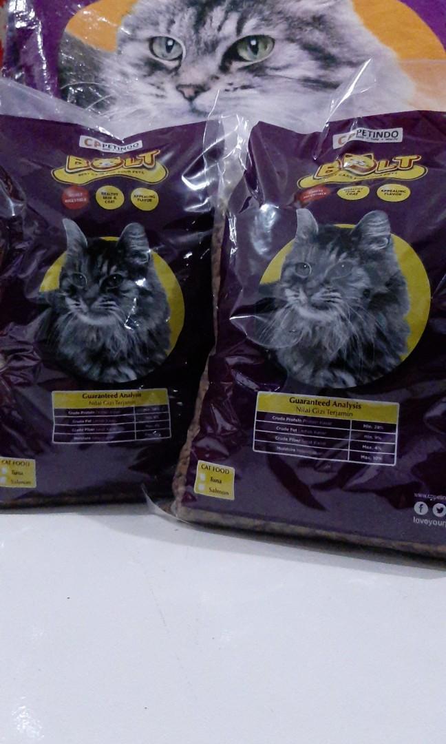Makanan Kucing Bolt Tuna Repack 1 Kg Pet Supplies Food On Carousell