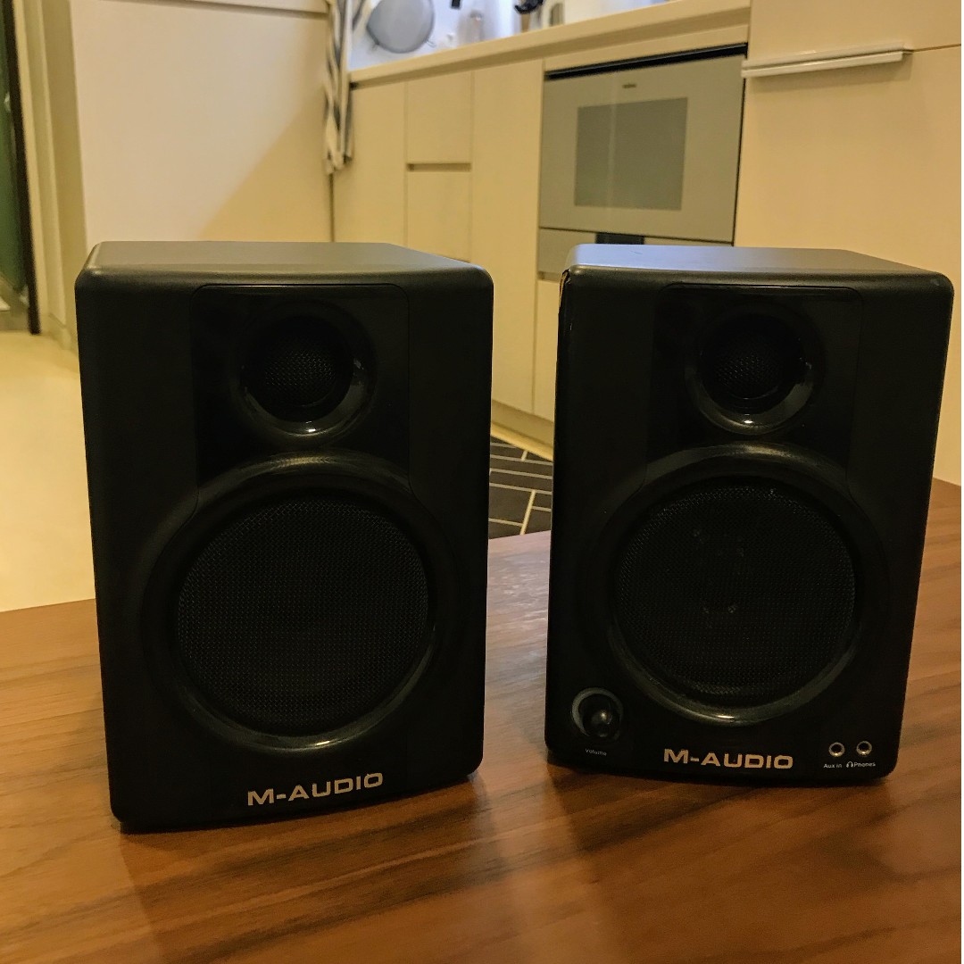 studiophile av 30