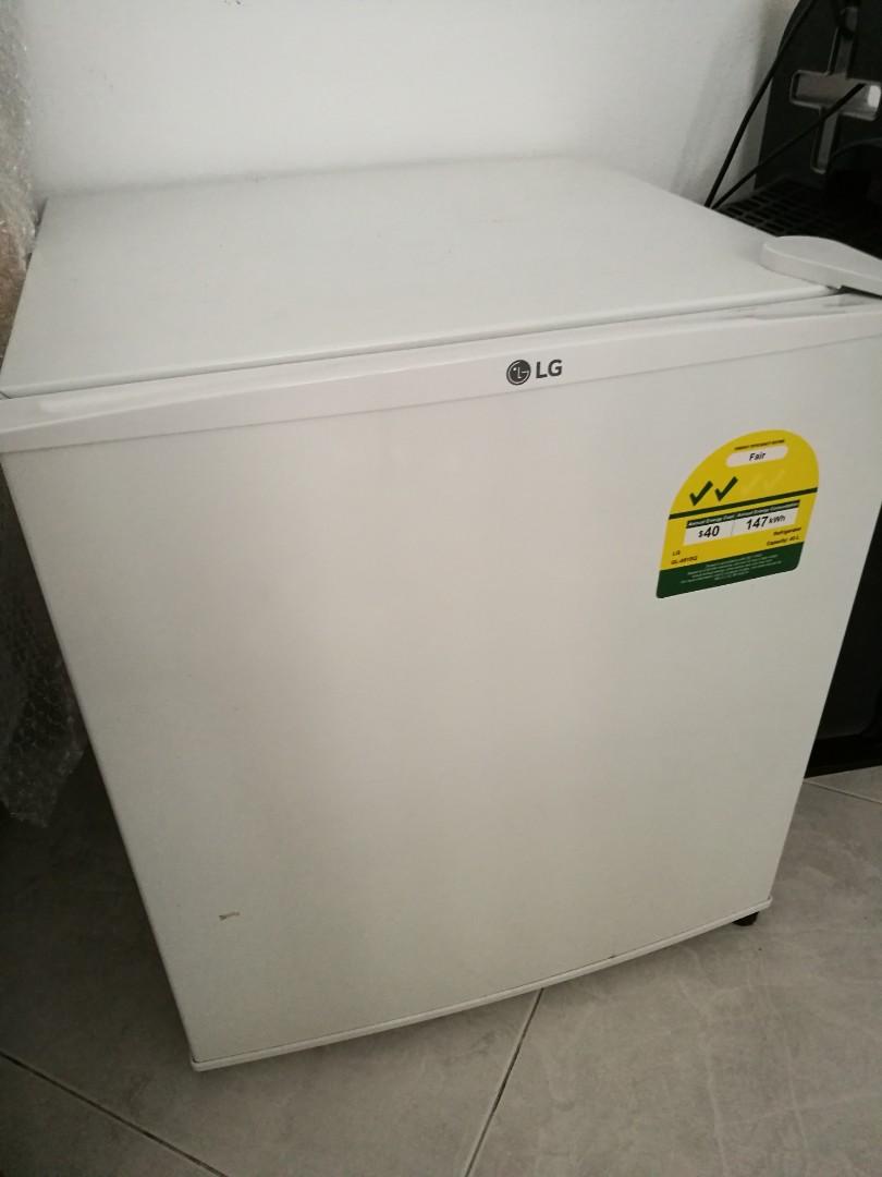 Mini fridge, TV & Home Appliances, Kitchen Appliances, Refrigerators