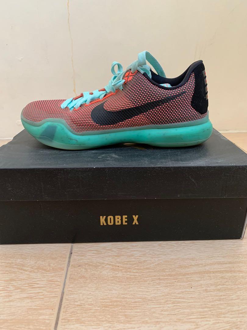 Nike Kobe 10 Easter, Men's Fashion 