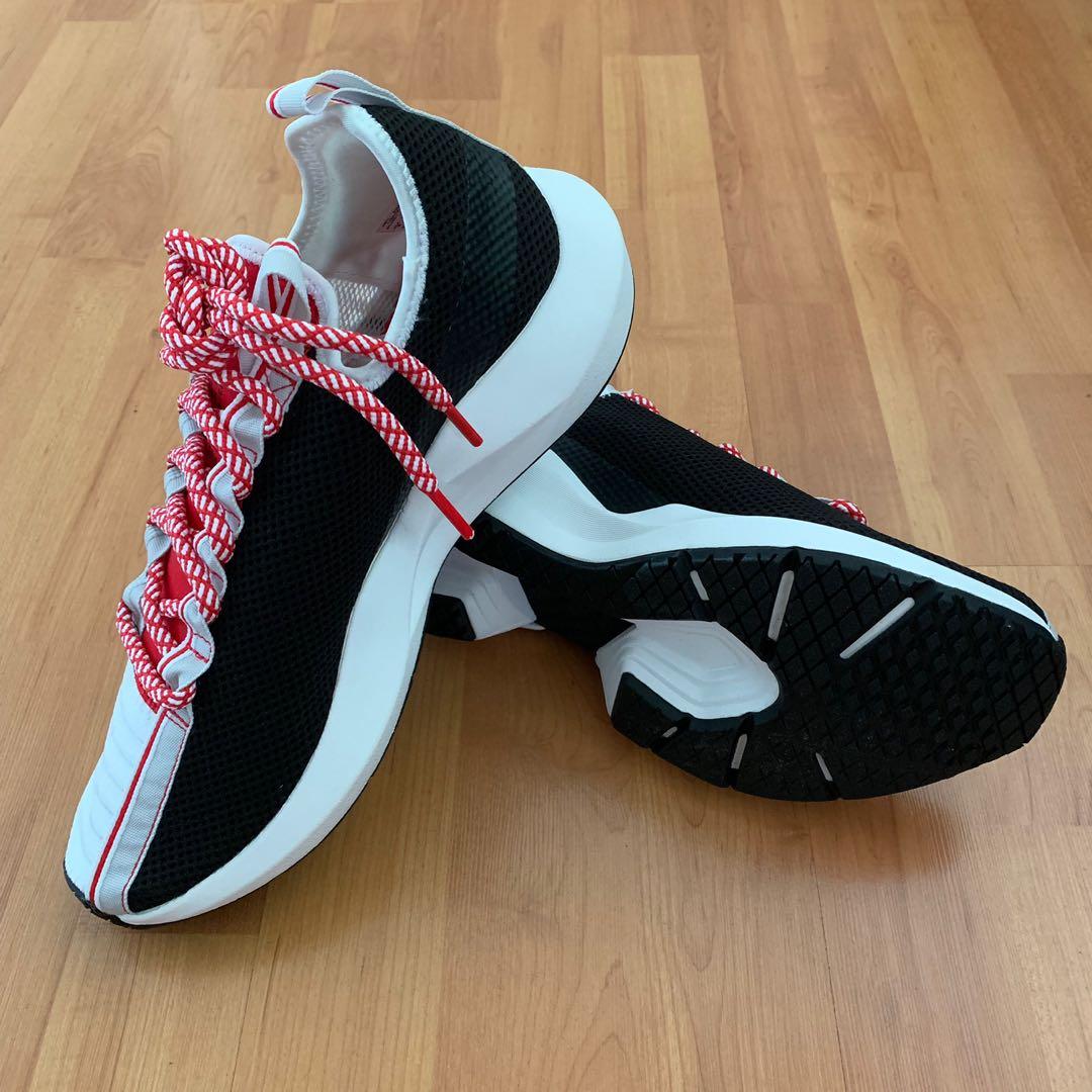 Reebok Sole Fury Running shoe White Black Red mens US9 UK8 EUR 42