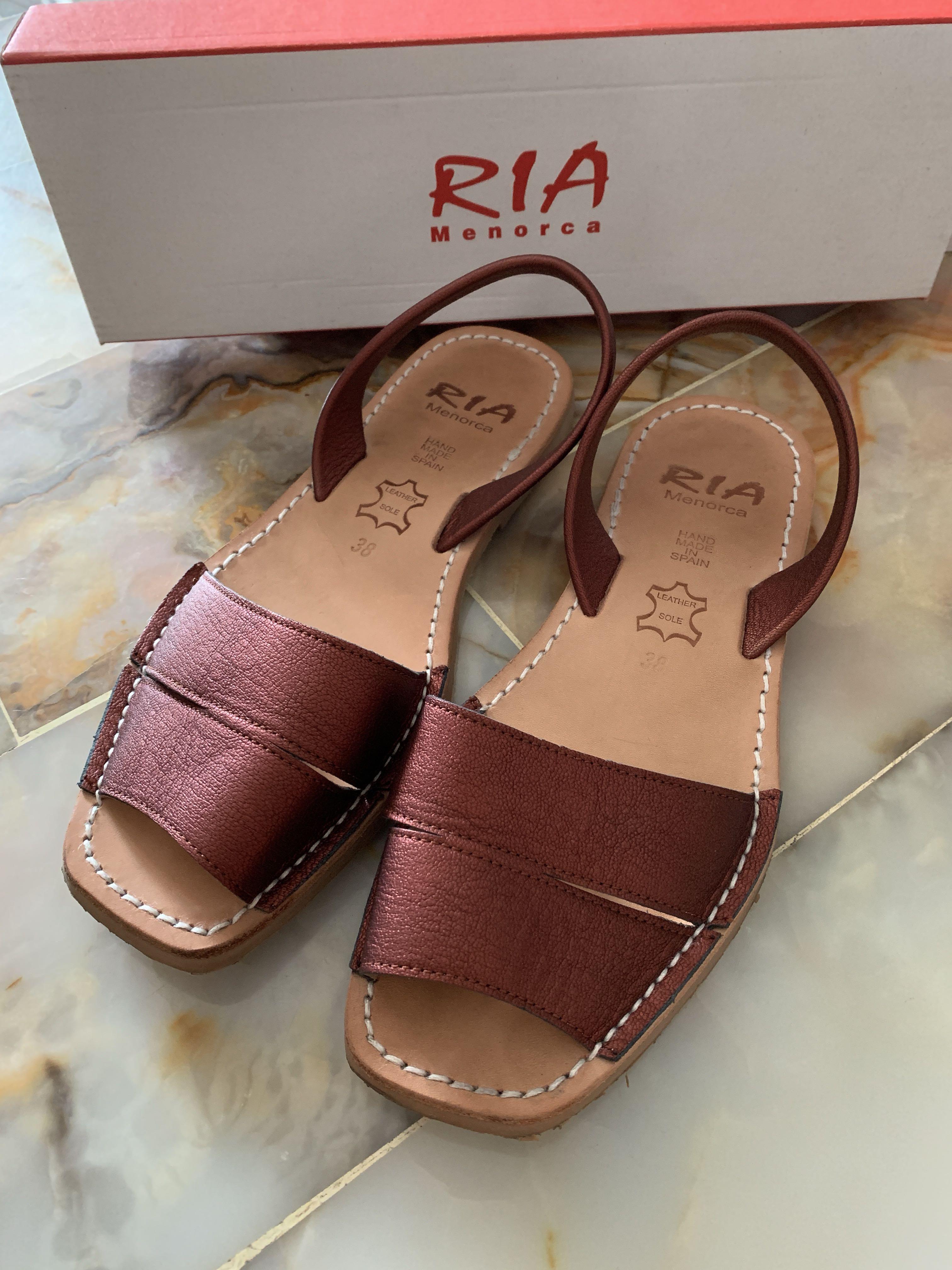 sandal size 38