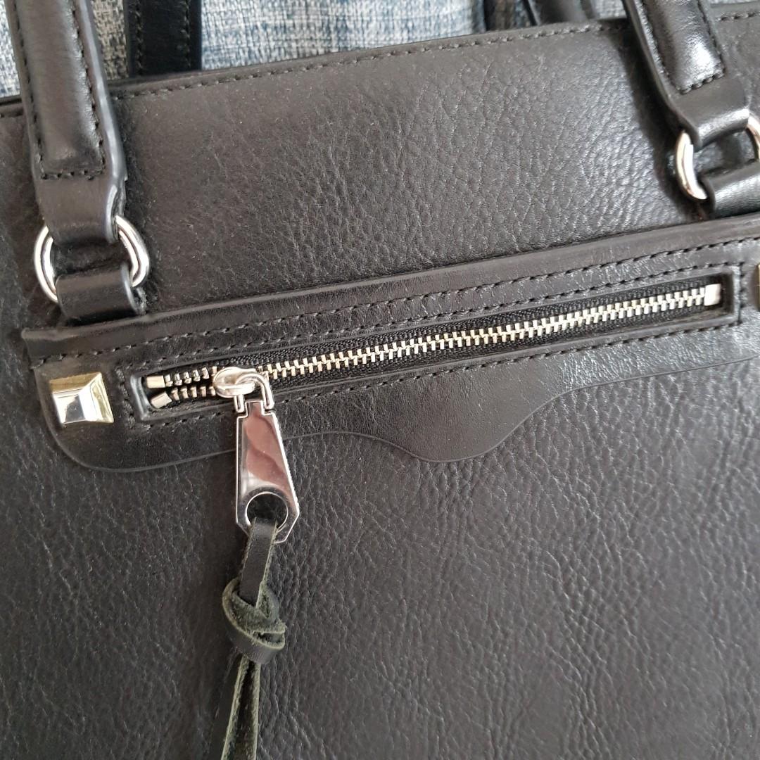 Rebecca minkoff side discount zip mini regan tote