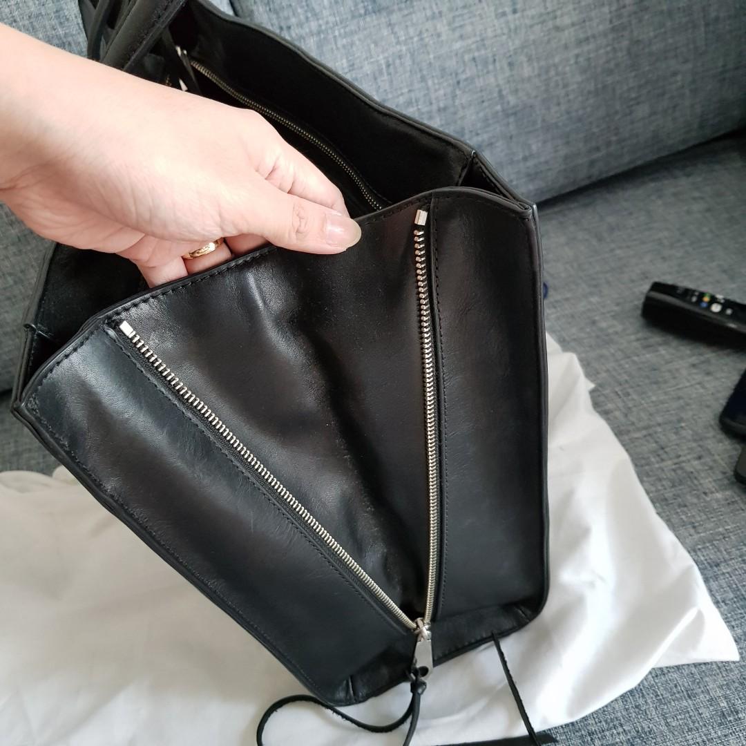 Always on side zip regan tote hot sale