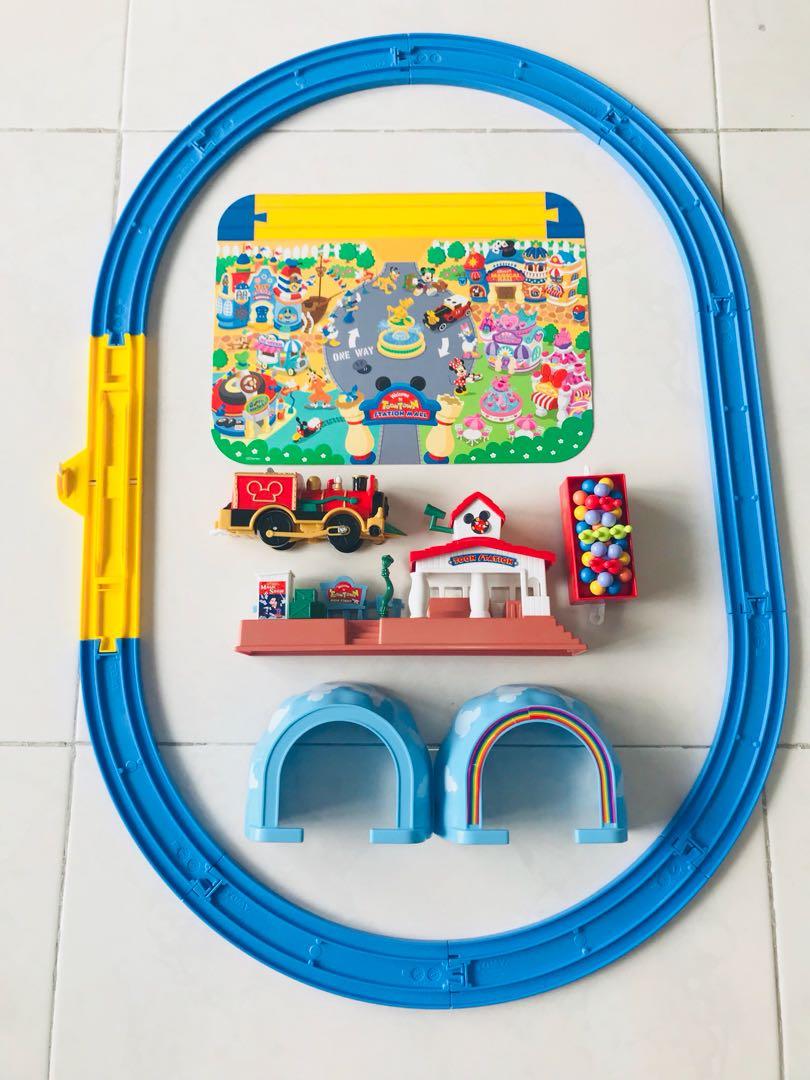tomy disney train