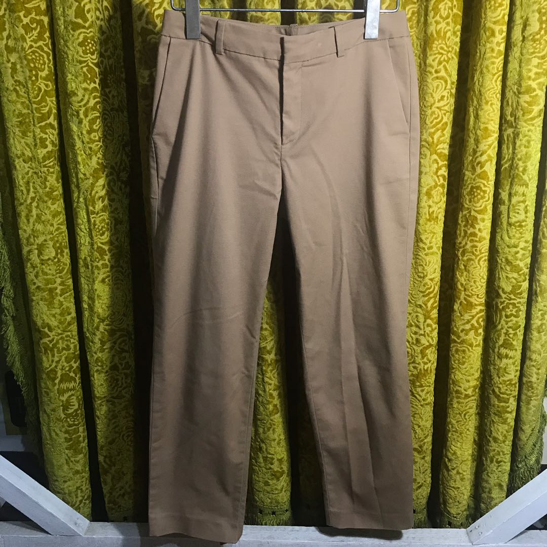 uniqlo slacks pants