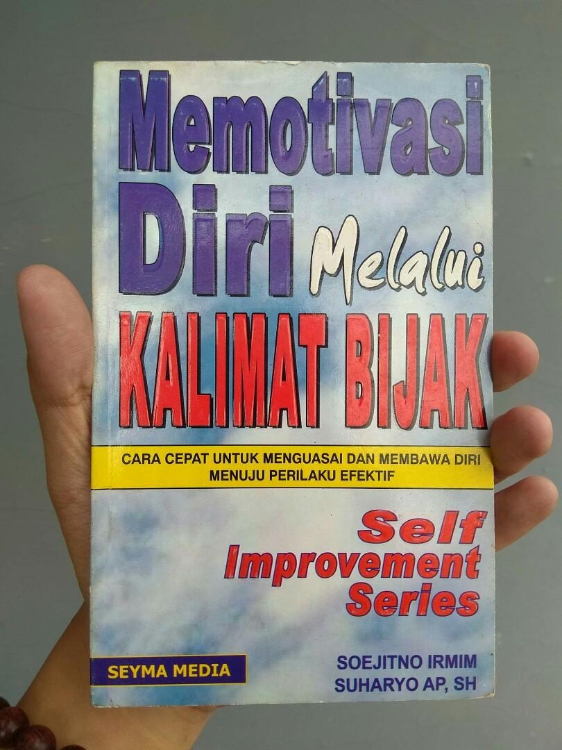 Visitsingapore Buku Motivasi Pengembangan Diri Memotivasi Diri Melalui Kalimat Bijak Soejitno Irmim Suharyo Ap Sh Buku Alat Tulis Buku Di Carousell