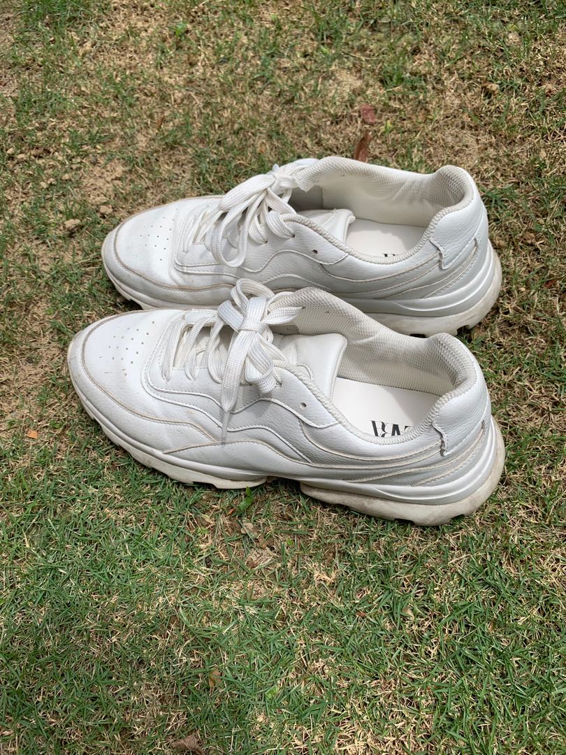 Zara white Dad sneakers, Men's Fashion 