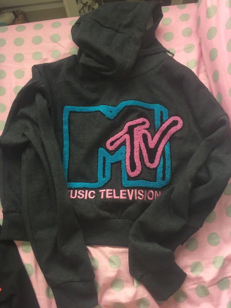 mtv cropped hoodie