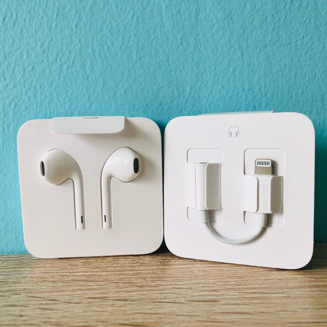 apple earpods lightning to jack