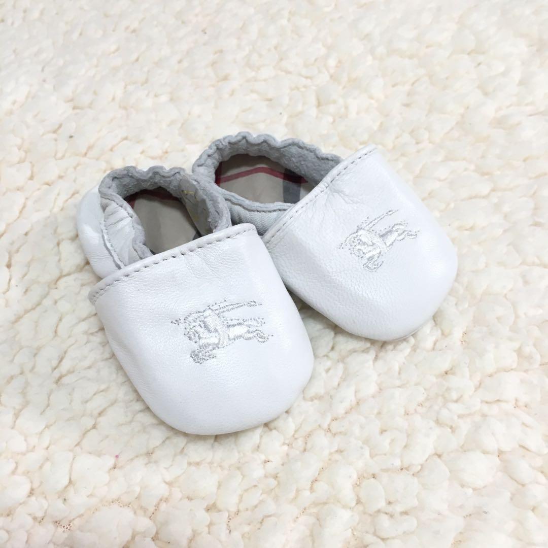 burberry baby shoes