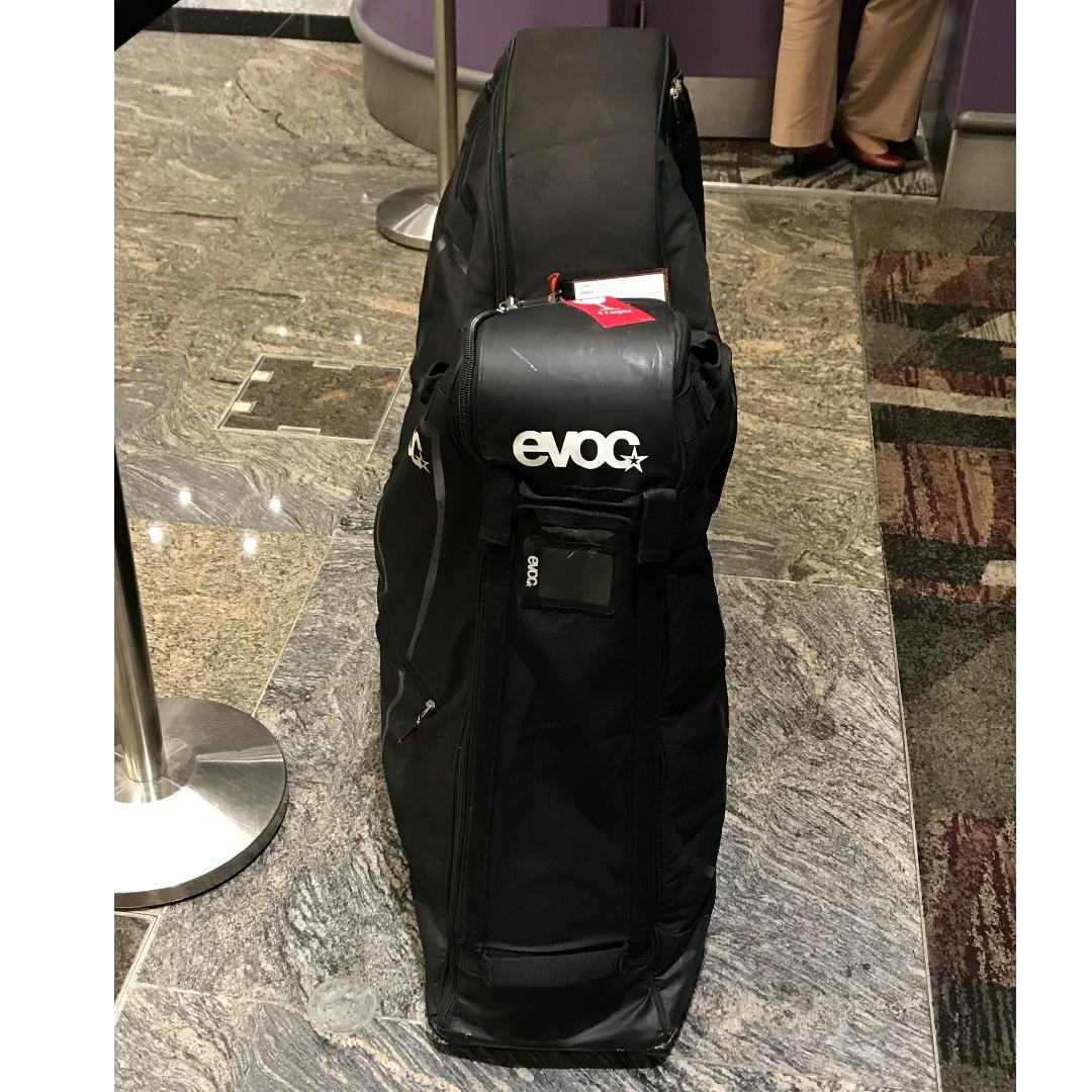 Evoc Bike Travel Bag Black Colour 285l Bicycles Pmds Bicycles Mountain Bikes On Carousell