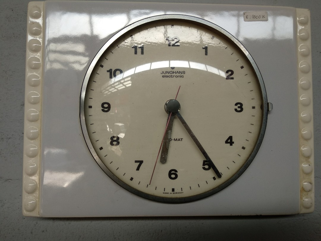 Jam Dinding Junghans Ceramic, Antik, Jam & Perhiasan di Carousell