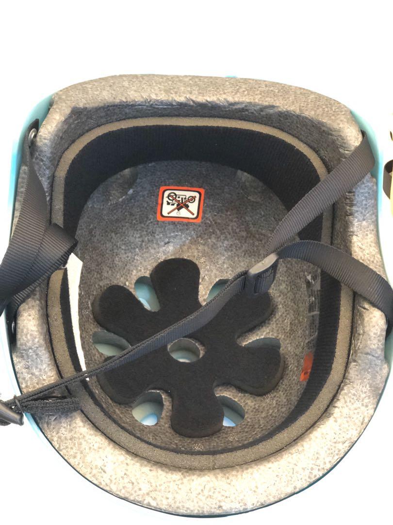 Kids Helmet/ Luge Helmet, Sports Equipment, Sports & Games, Skates