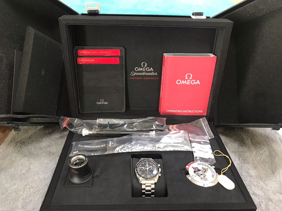 Omega speedmaster professional box outlet