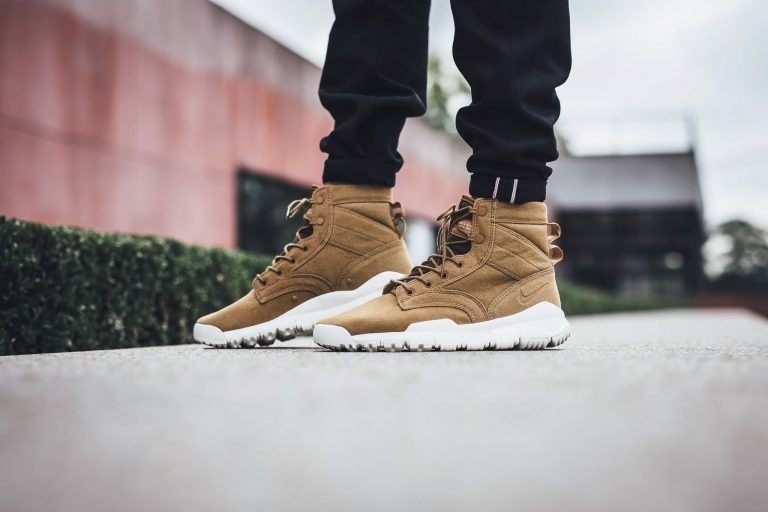 nike sfb canvas