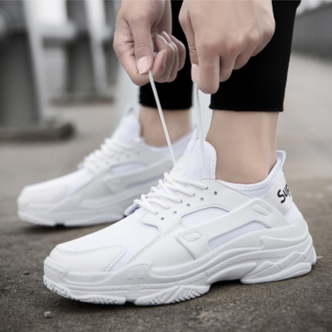 white rubber shoes