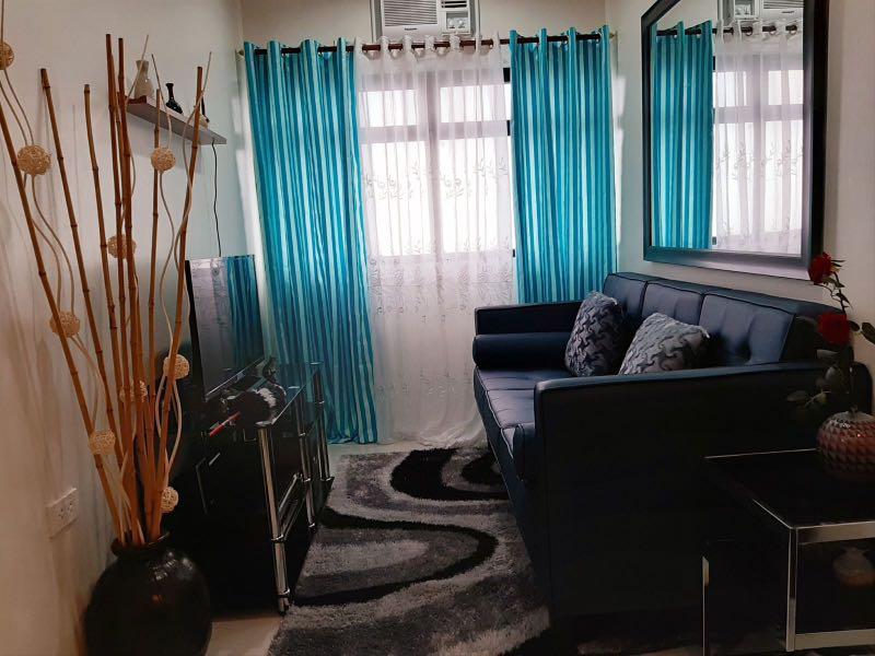 1 Br Fully furnished, high level condo with private car park Midpoint