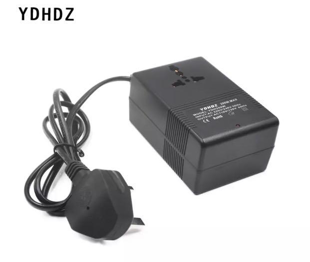 200w 變壓器 220v 110v 有萬能插 適合美國日本電器 電腦 平板電腦 電腦周邊產品 電腦線 轉接線及轉換器 Carousell