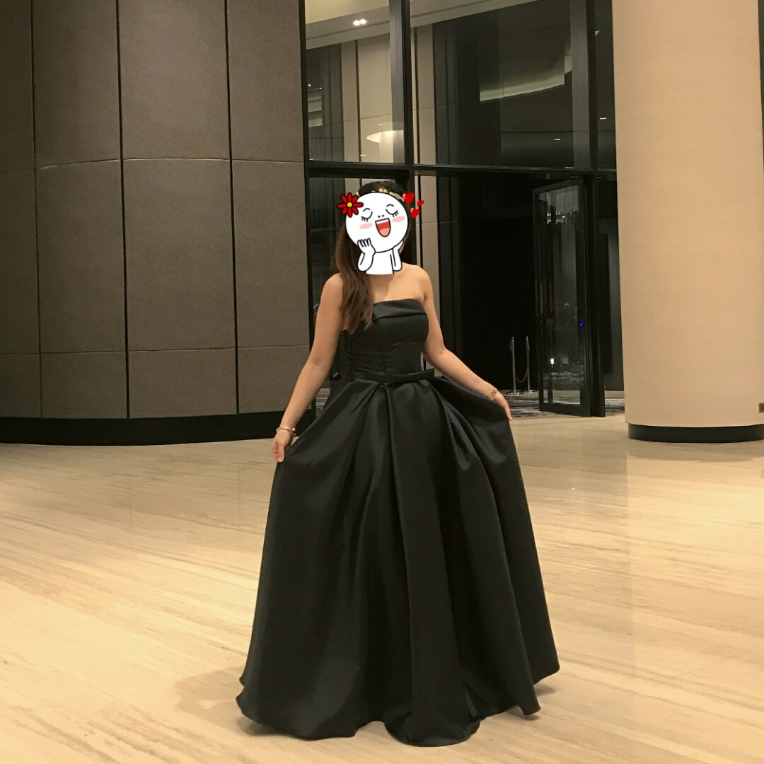 Tube top black gown