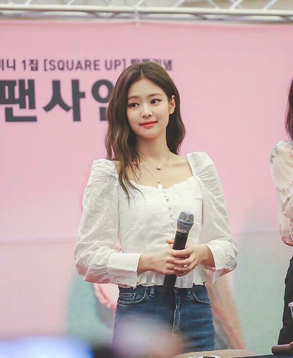 Jennie white blouse clearance