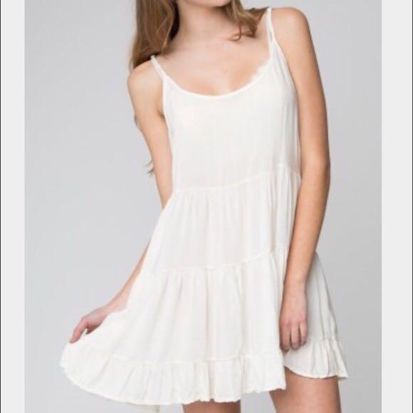 Brandy Melville White Jada Dress Women s Fashion Tops Sleeveless on Carousell