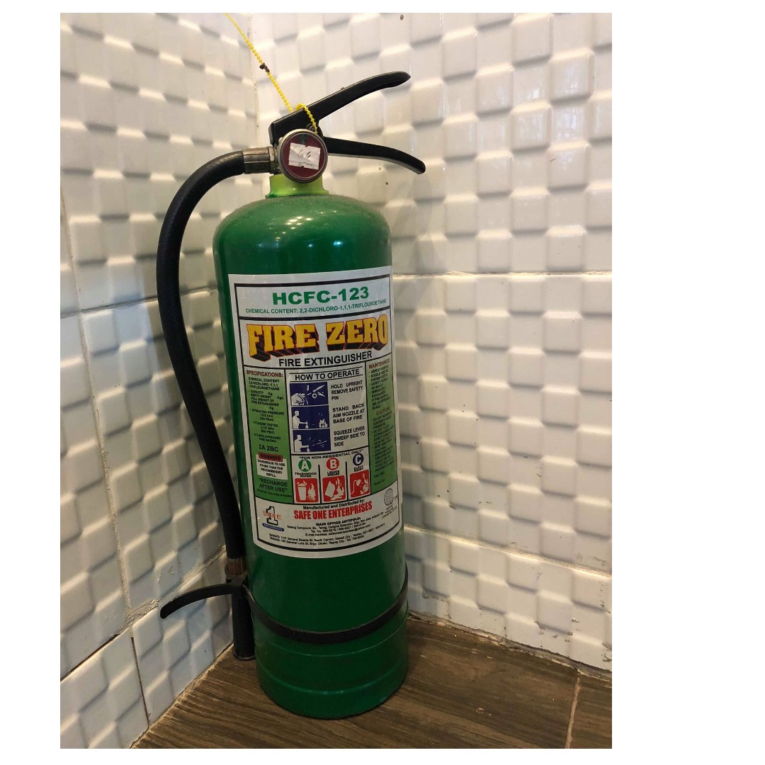 Green deals fire extinguisher