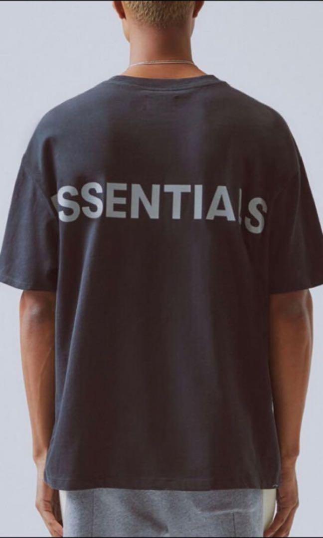 FOG Essentials （分類：外套及戶外衣服）位於 Hong Kong。 由 cheung0312 提交（商品編號 255692456，圖片 2）。簡介： FOG Essentials 1. Black 3M T shirt (xs size) $550 2. Black Fleece Lounge Pants (xxs size) $900 3. Black Pullover Hoodie (xxs size) $900 4. Grey Fleece Sweat Shorts (xxs size) $ 650 5. Black Fleece Sweat Shorts ( xs size) $ 850。