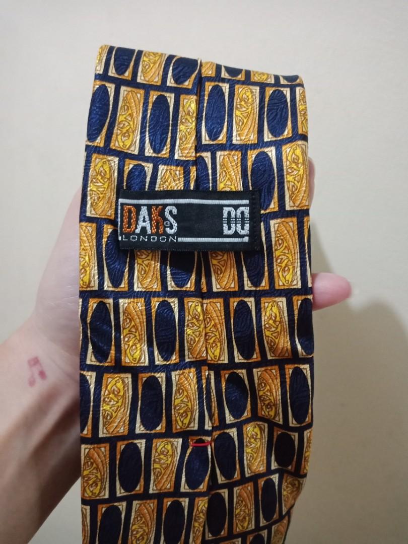 daks necktie