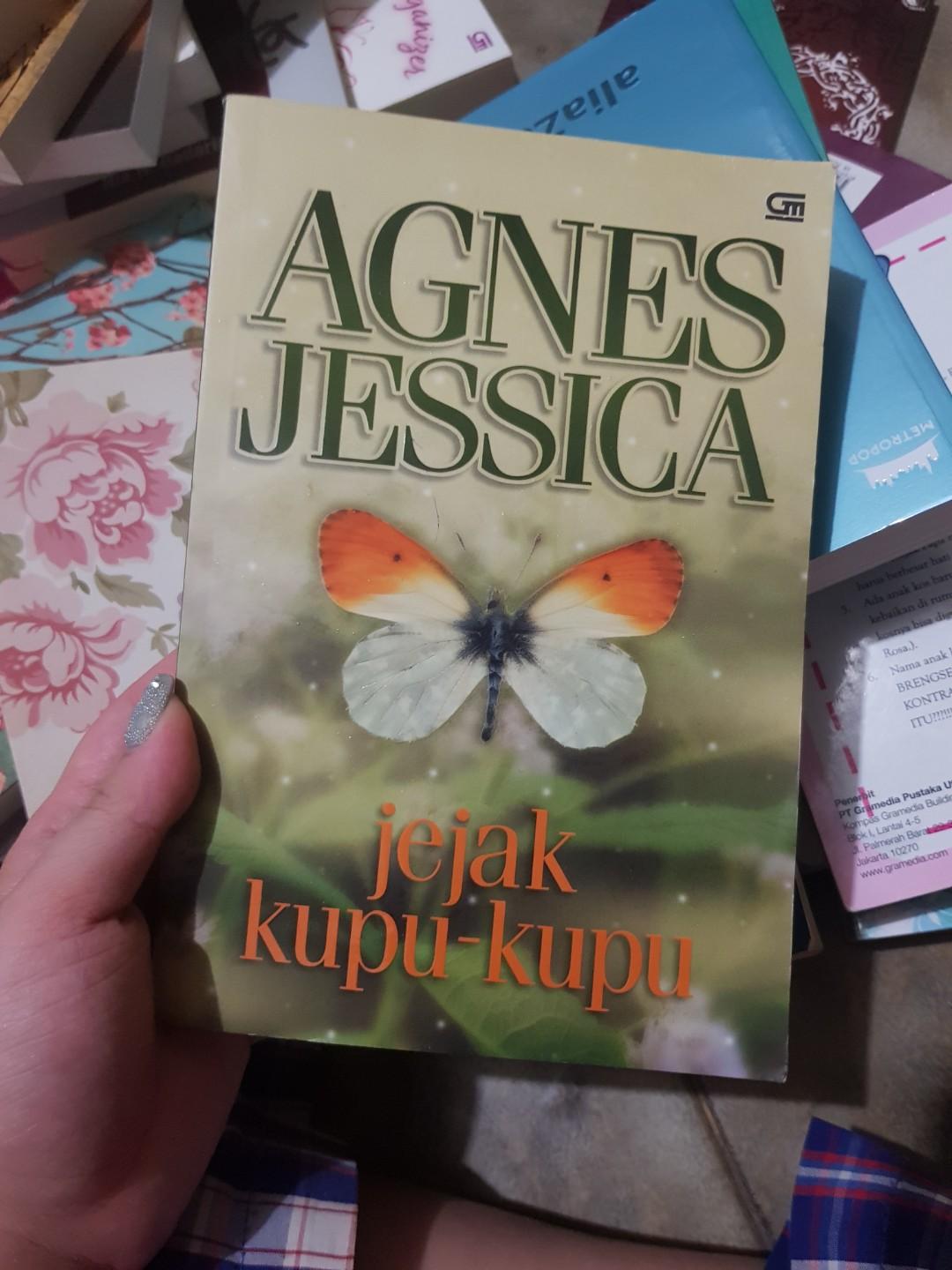 Novel Agnes Jessica Jejak Kupu Kupu Buku Alat Tulis Buku Di Carousell