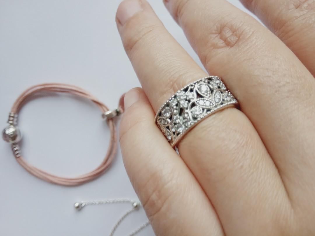 Pandora shimmering sales leaves ring