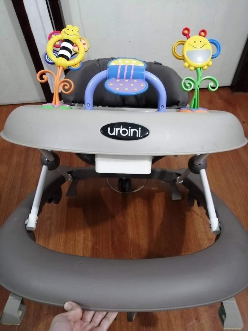 Urbini walker 2025
