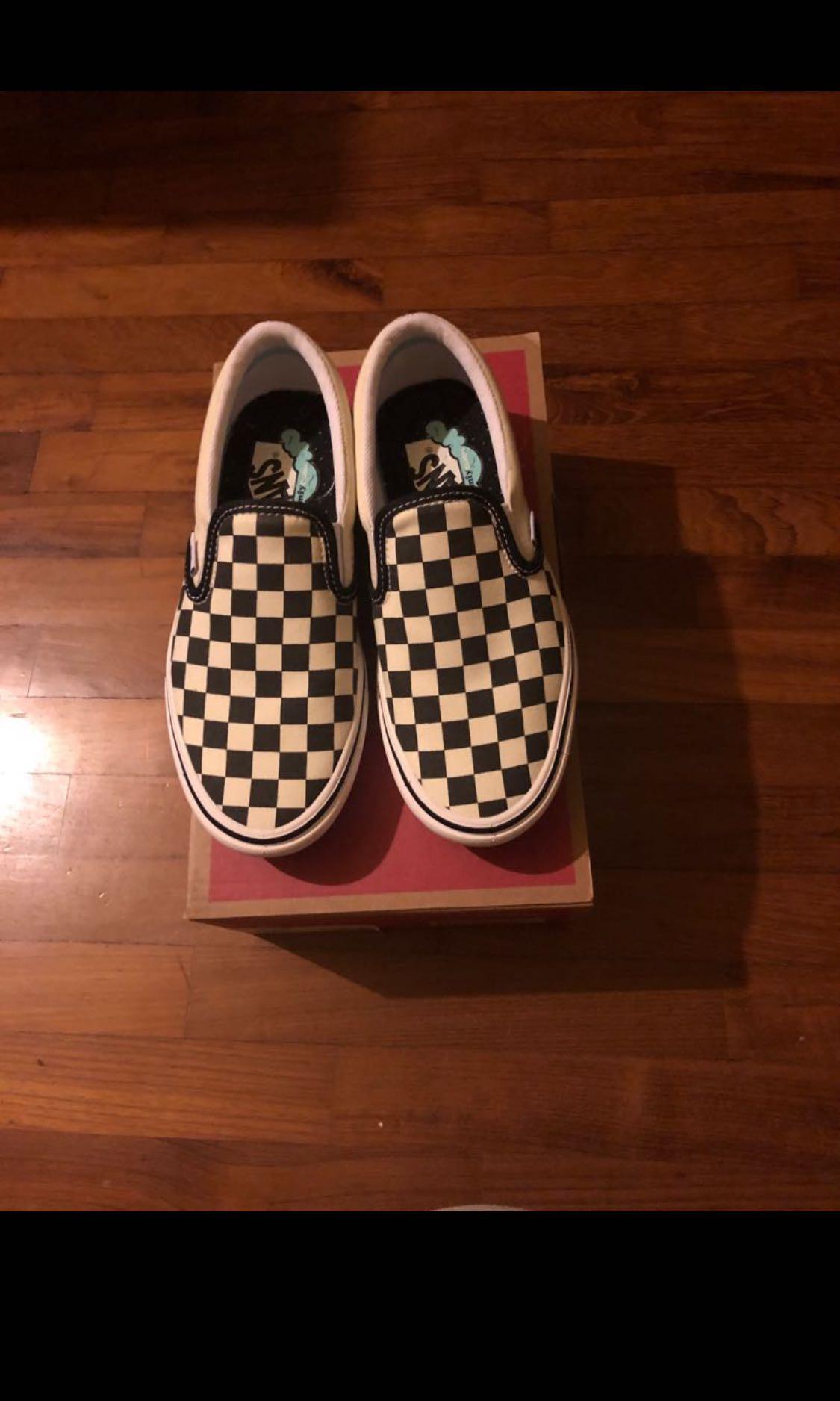 vans checkerboard slip on 38